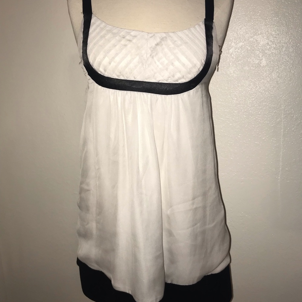Dress - Picture 1 of 3
